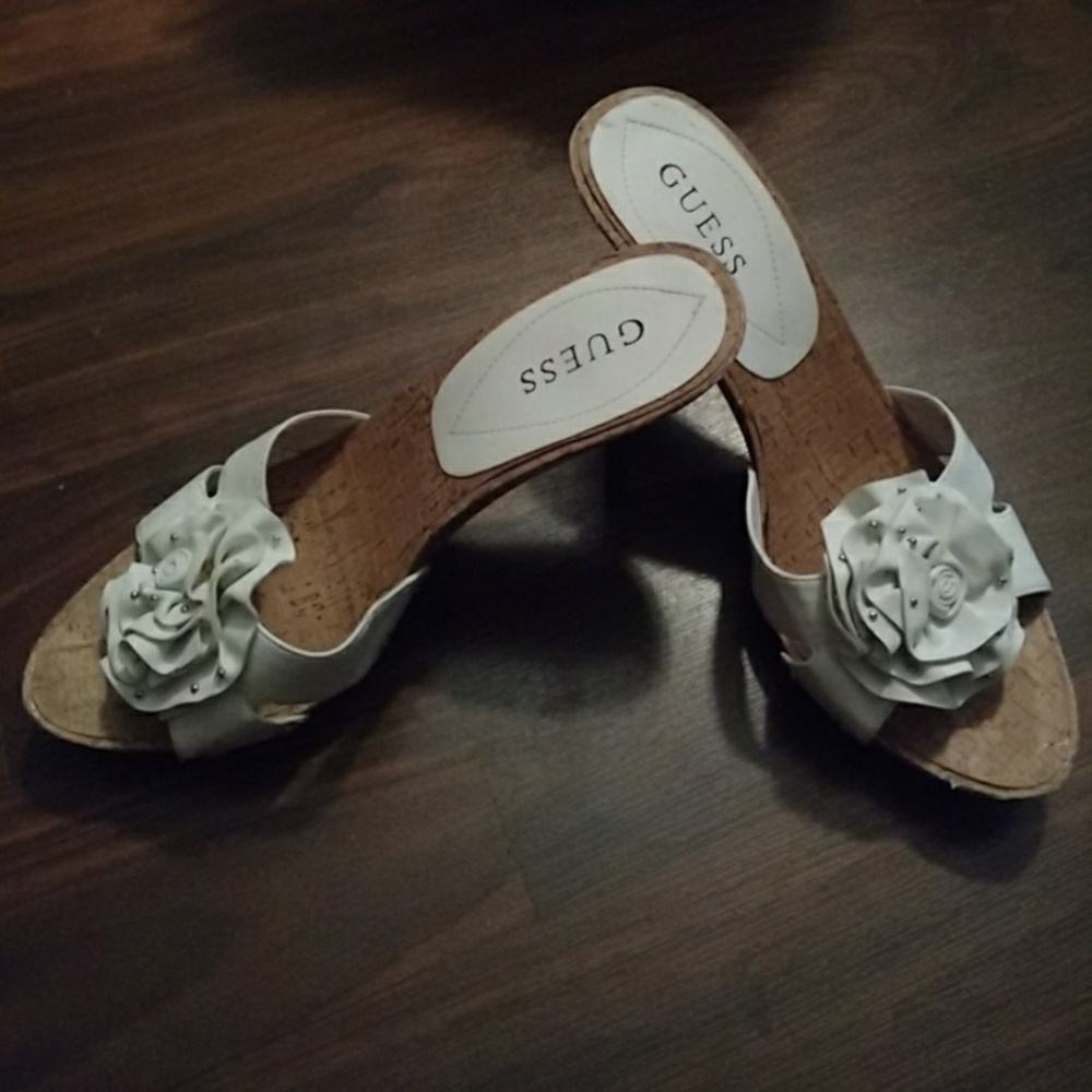 Guess sandals